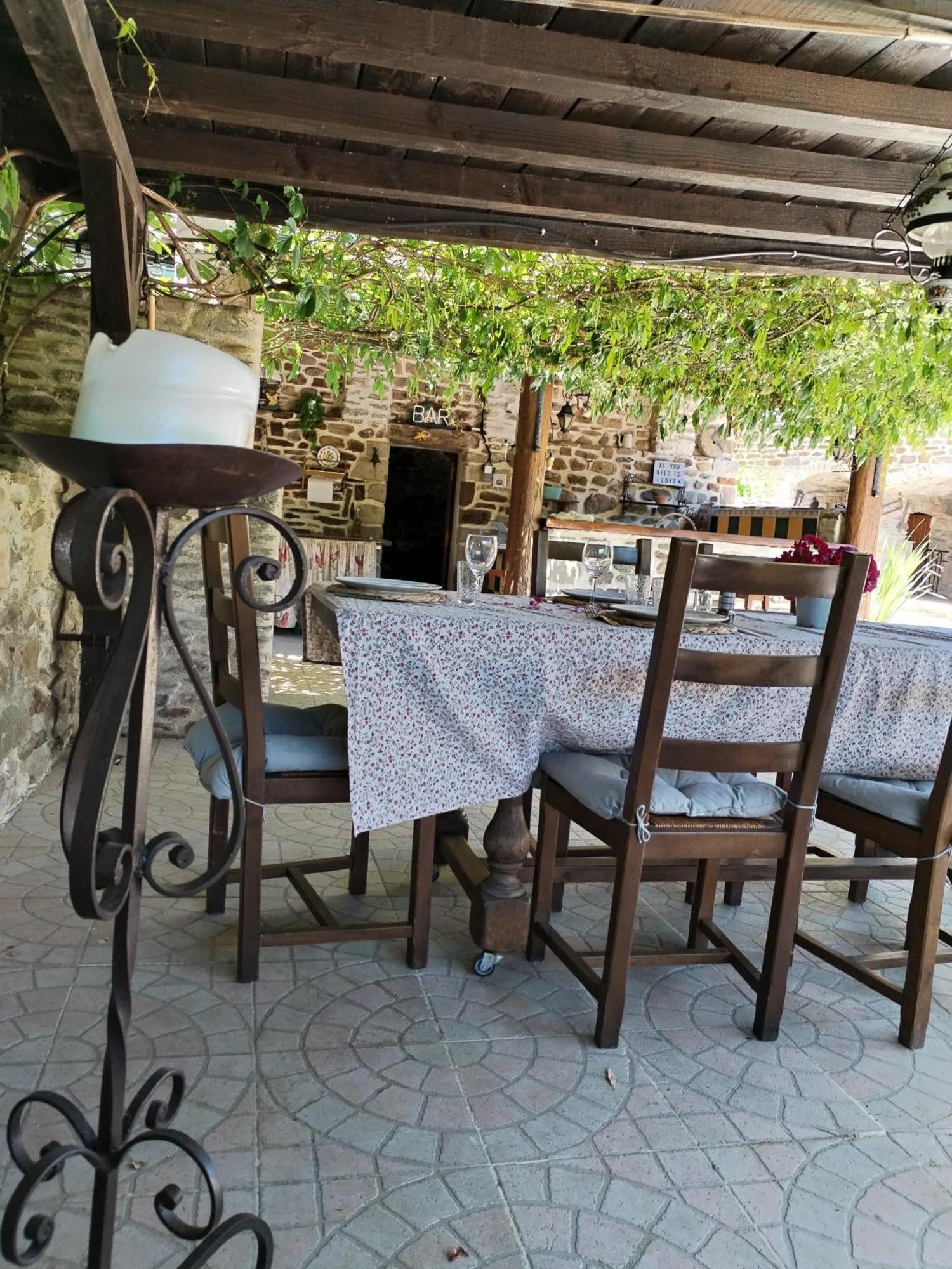 Mes Maisons Gardoises, Two Gites Sleeping 13 With Two Private Pools, Kids Room, Laundry, Disco, Free Wifi, Linen And Dog'S Are Welcome Gagnieres ภายนอก รูปภาพ